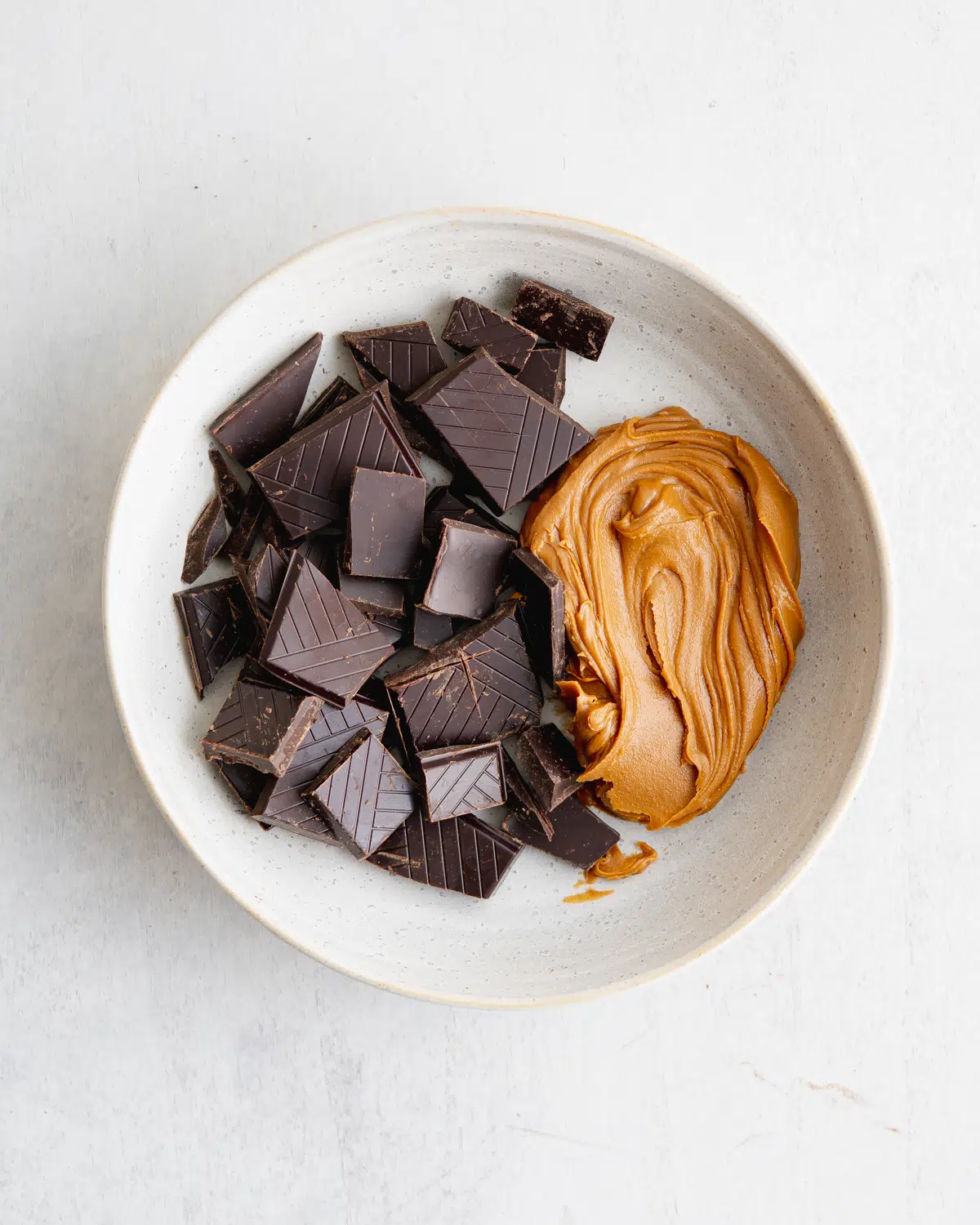 ingredients for chocolate biscoff fudge.